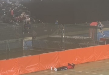 892E3E9F-1405-42BE-A8CF-68774EE2CC03 4 5005 c